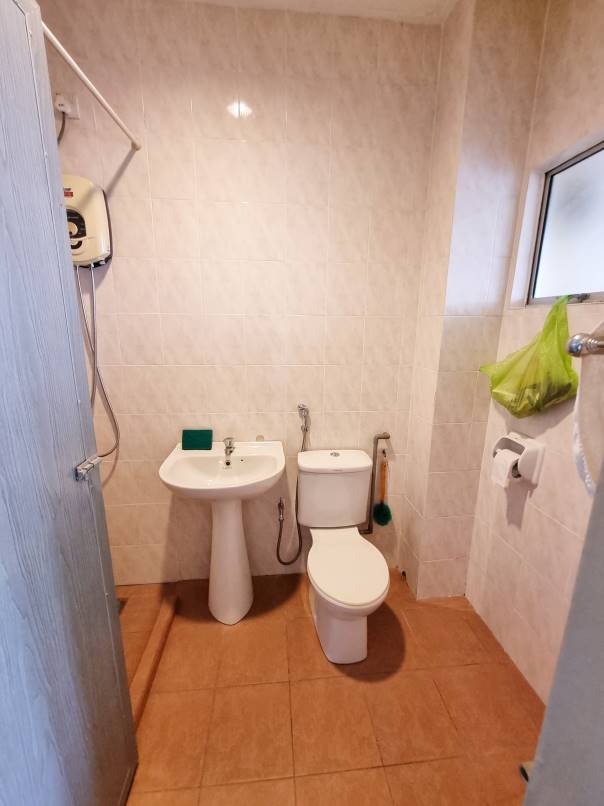 2 Story Desa Bukit Indah Sungai Buloh - photo 8