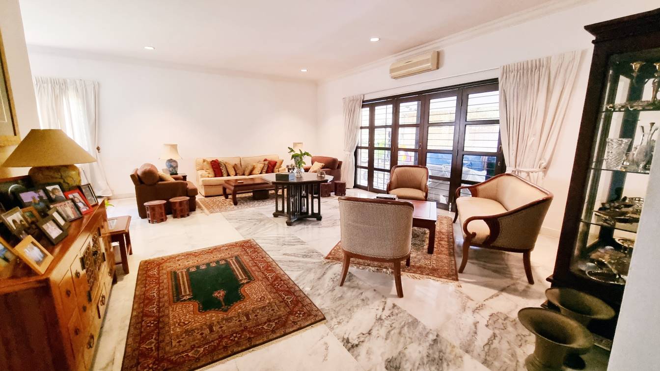 Corner Bungalow Jalan Gurney Semarak Kuala Lumpur - photo 4