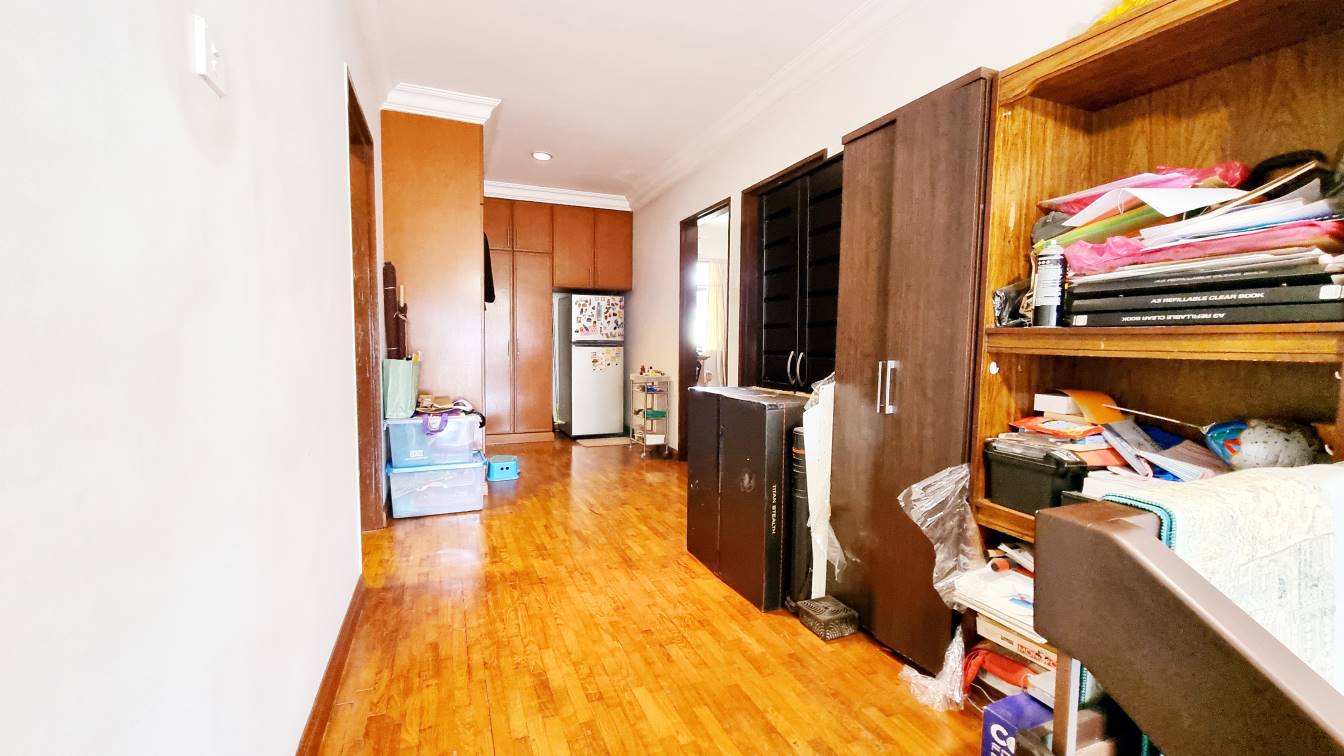 Corner Bungalow Jalan Gurney Semarak Kuala Lumpur - photo 10