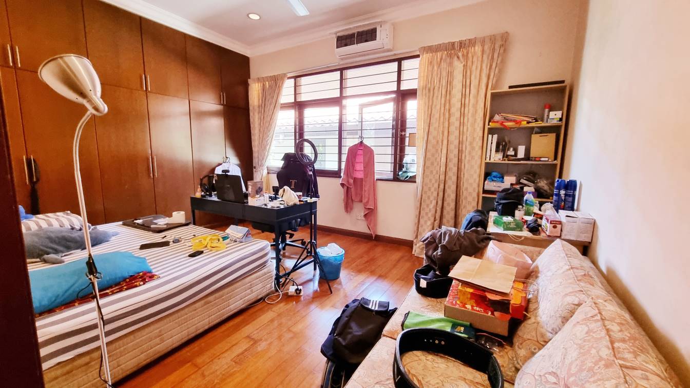 Corner Bungalow Jalan Gurney Semarak Kuala Lumpur - photo 12