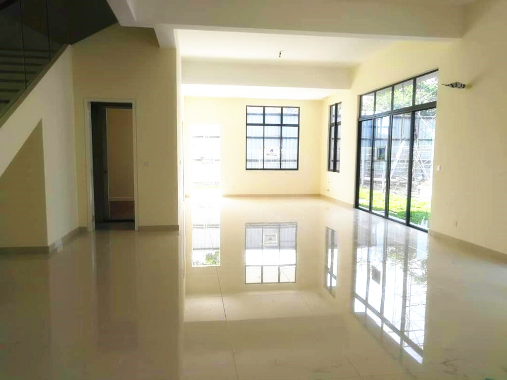SA2203 0400 Semi D Villa 22 Bukit Rimau by Emily - photo 6