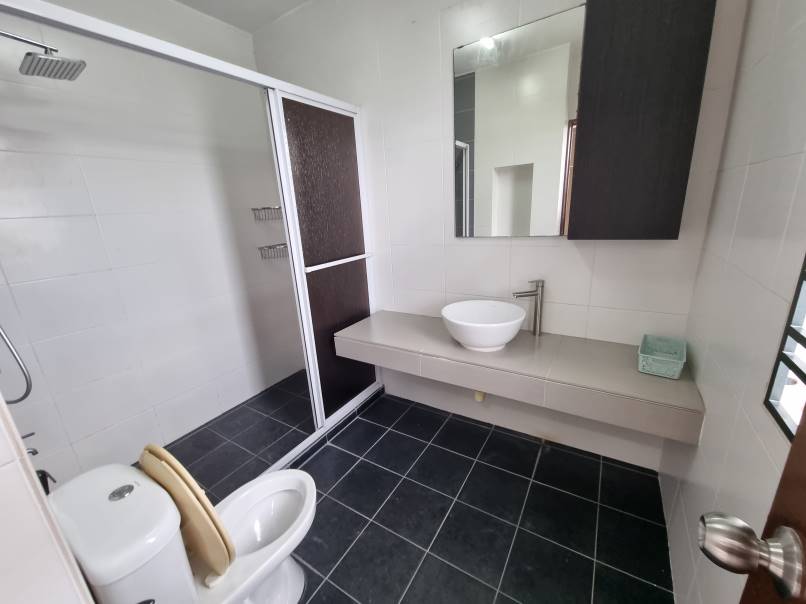 Renovated 2 Story Taman Putra Prima by Allen - photo 10