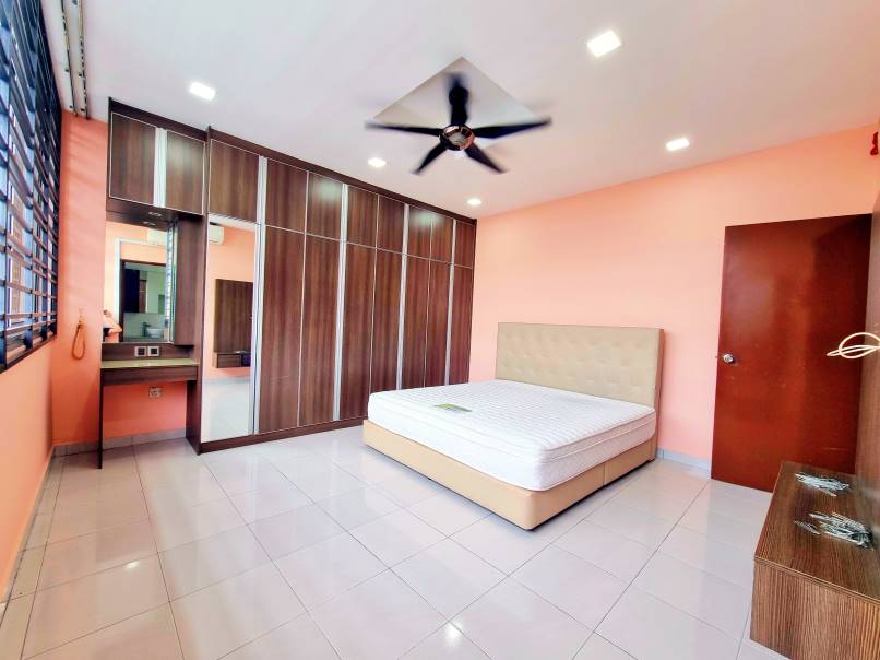 Renovated 2 Story Taman Putra Prima by Allen - photo 11