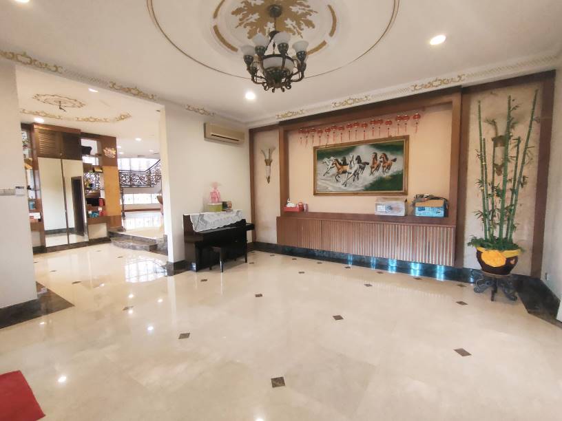 3 Story Bungalow Seksyen 2 Shah Alam by Allen - photo 3