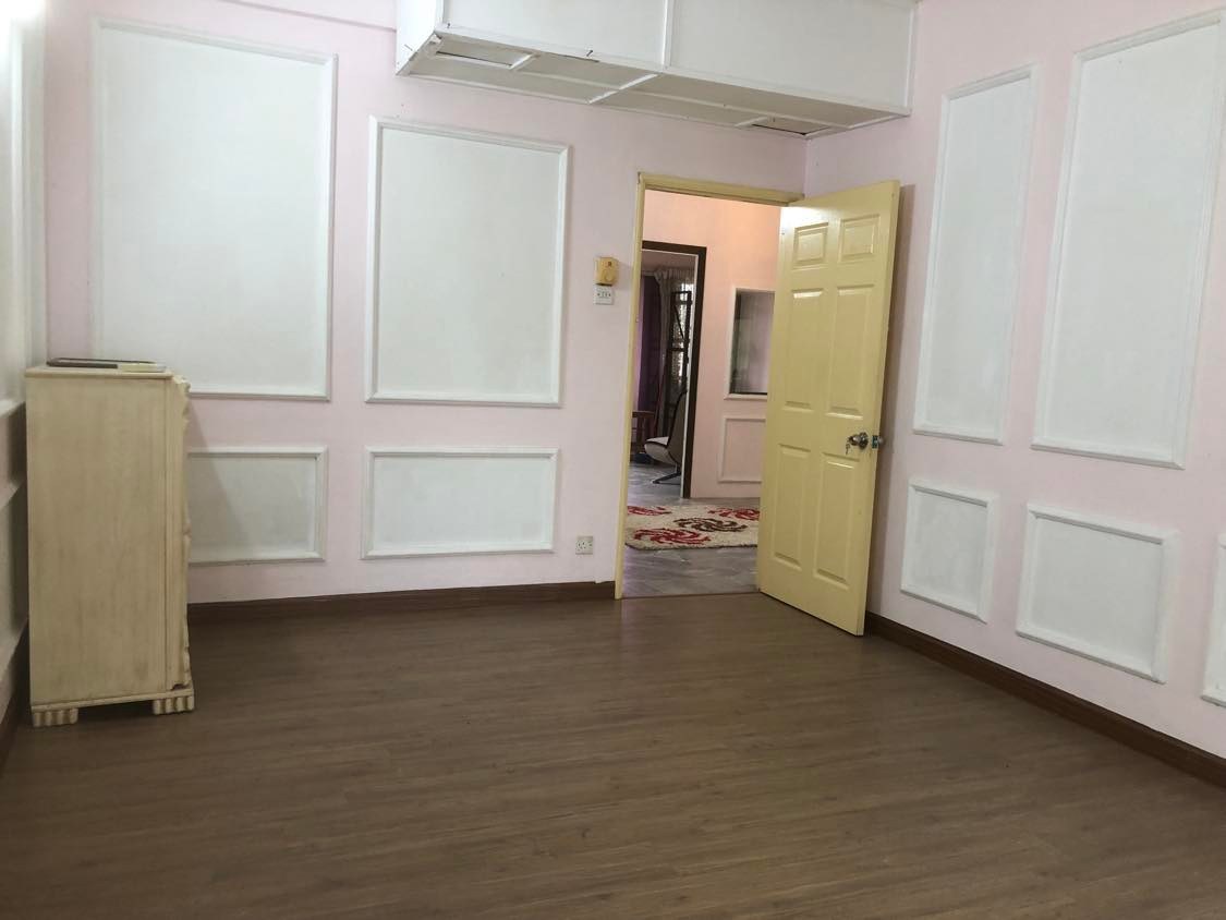Sri Mahligai townhouse Sek 9 Shah Alam by Jr - photo 8