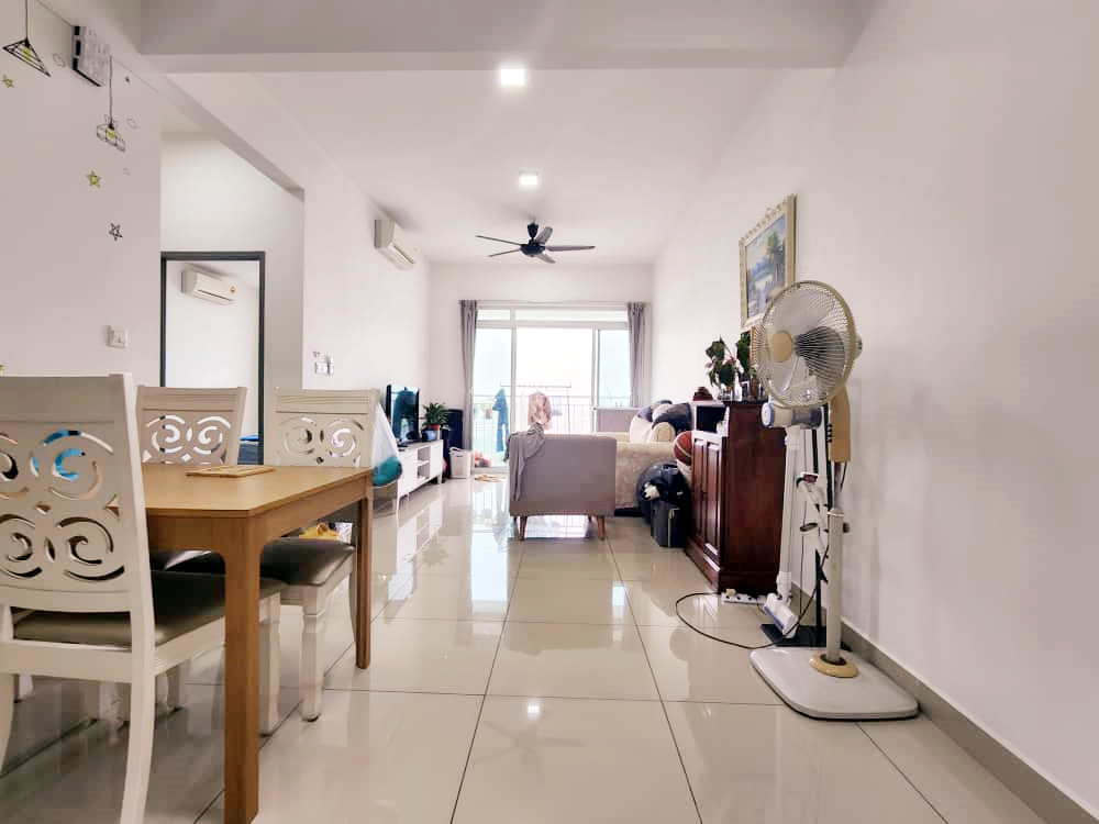 Good Condition V Residensi 2 Seksyen 22 Shah Alam - photo 2