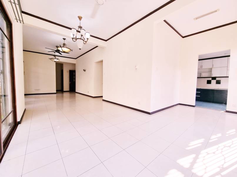 Corner 2 Story Bukit Jelutong by Allen - photo 2