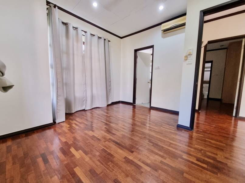 Corner 2 Story Bukit Jelutong by Allen - photo 8