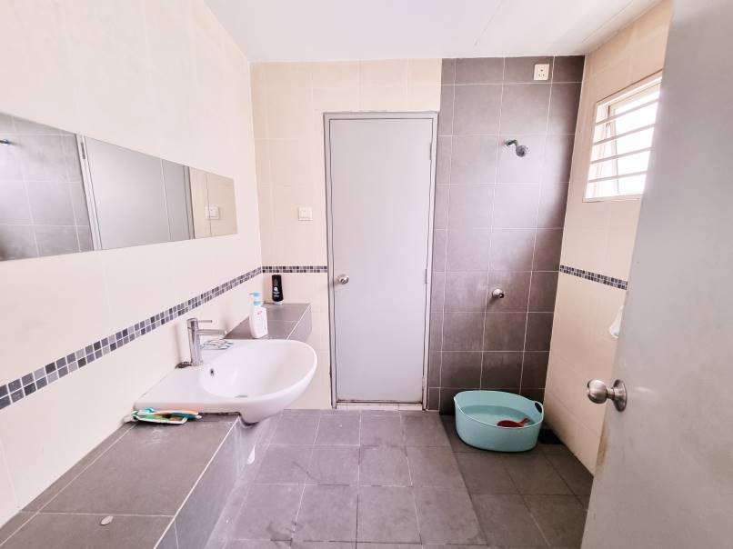 2 Story Aman Putri 2B Sungai Buloh - photo 6