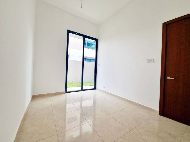 3 Storey Semi D Putra Heights Subang Jaya - photo 4