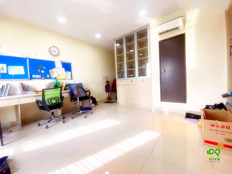 SA2207 0975 Corner Ken Rimba Jimbaran by Emily - photo 4