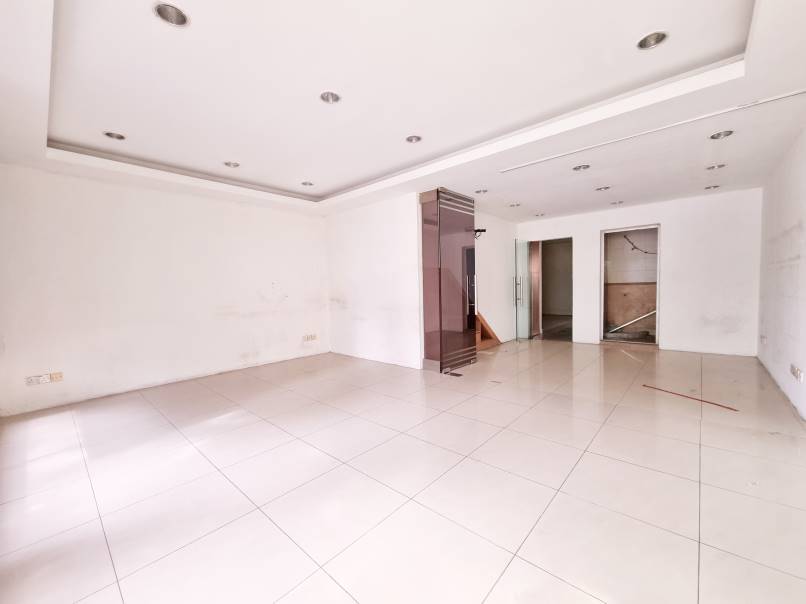 3 Story Shop Taman Seputeh Kuala Lumpur by Allen - photo 4
