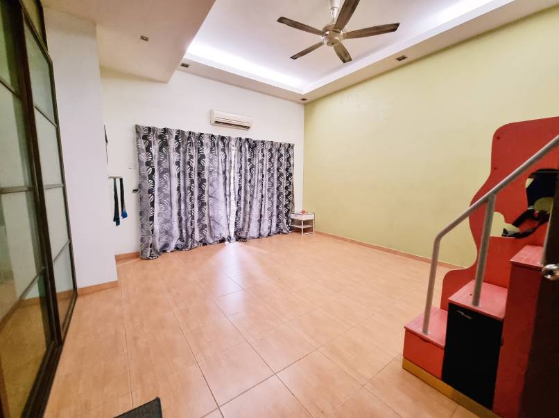 2 Story Denai Alam Type Andira Shah Alam NR Elmina - photo 6