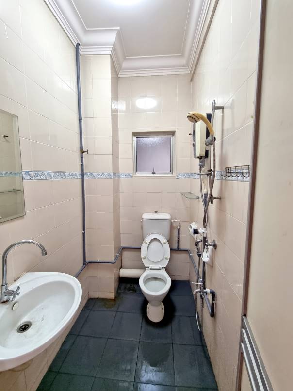 Puchong Intan Apartment, Puchong by Allen - photo 7