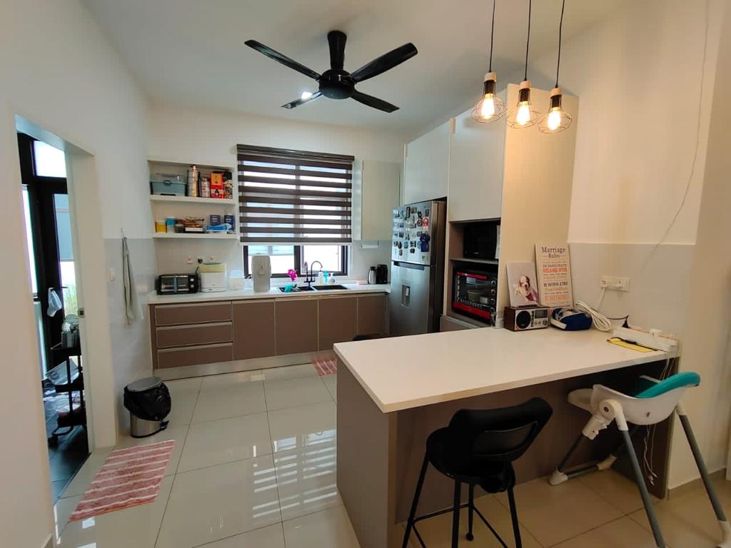 2 Storey Renovated Avenham Type A - photo 2