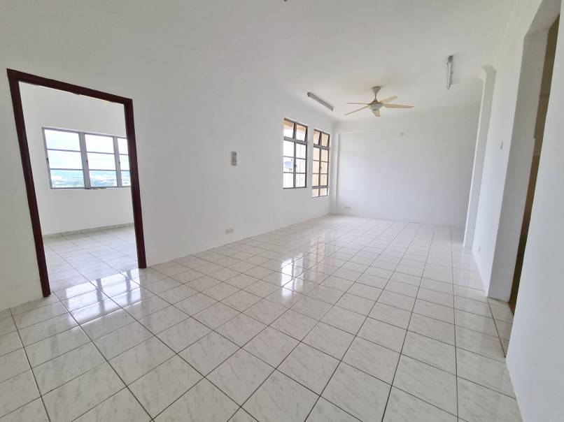 Elaeis 1 Condo by Benson - photo 2