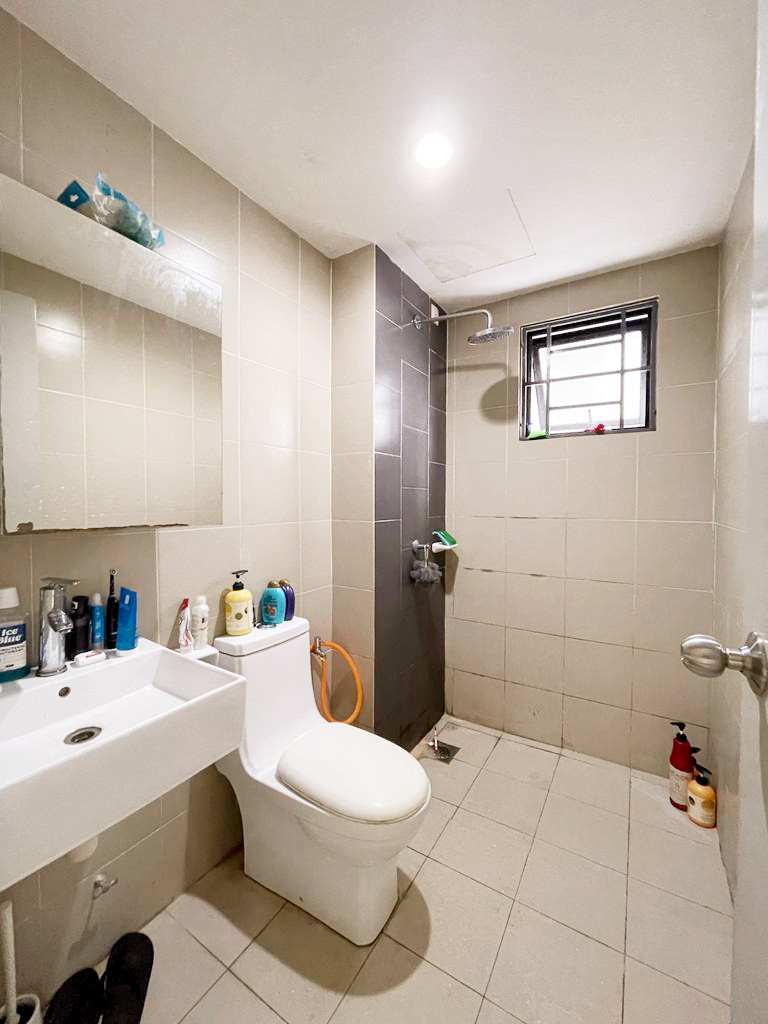 SA2211 1572 Renovated Alami Residensi by Celia - photo 8