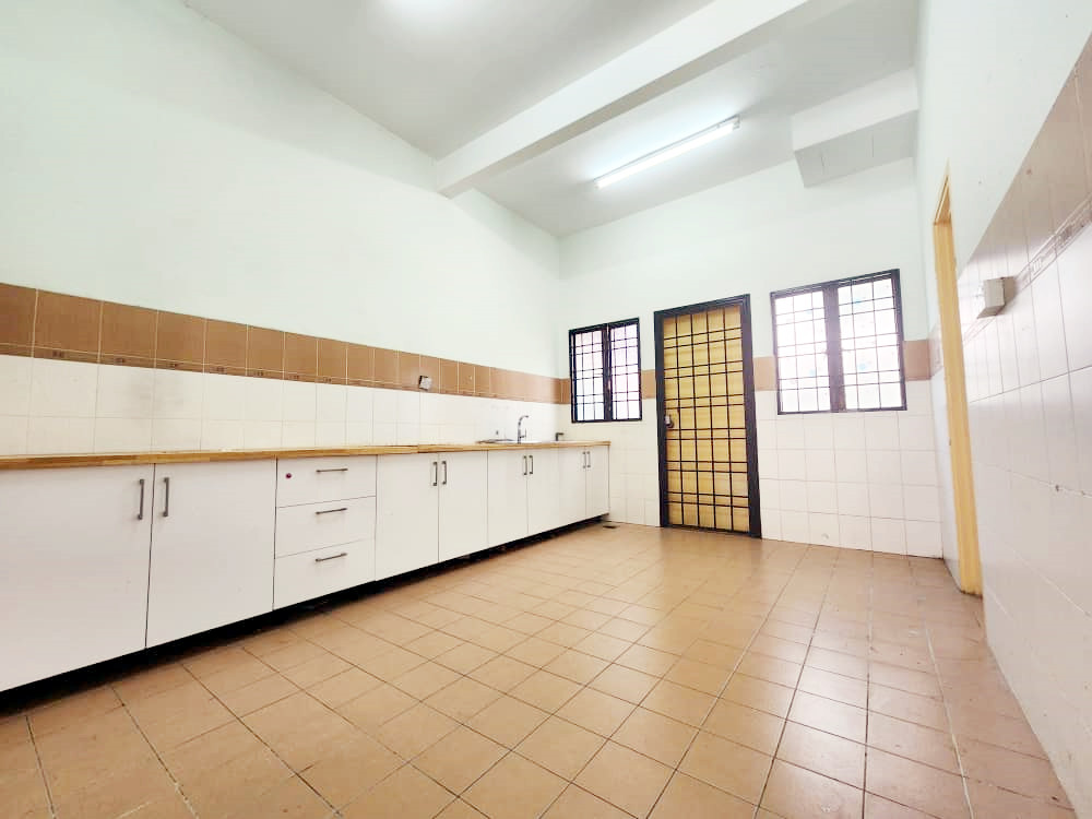 Nice 2sty Jalan Kristal Seksyen 7 Shah Alam - photo 4