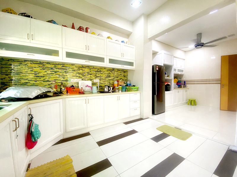 3 Sty Bungalow Sek 4 Shah Alam by Emily - photo 3