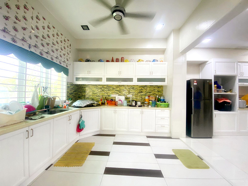 3 Sty Bungalow Sek 4 Shah Alam by Emily - photo 4