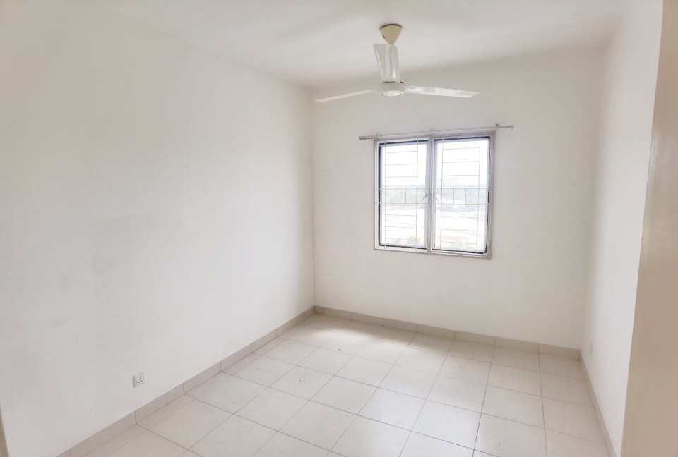 Seri Baiduri Apartment Setia Alam - photo 6