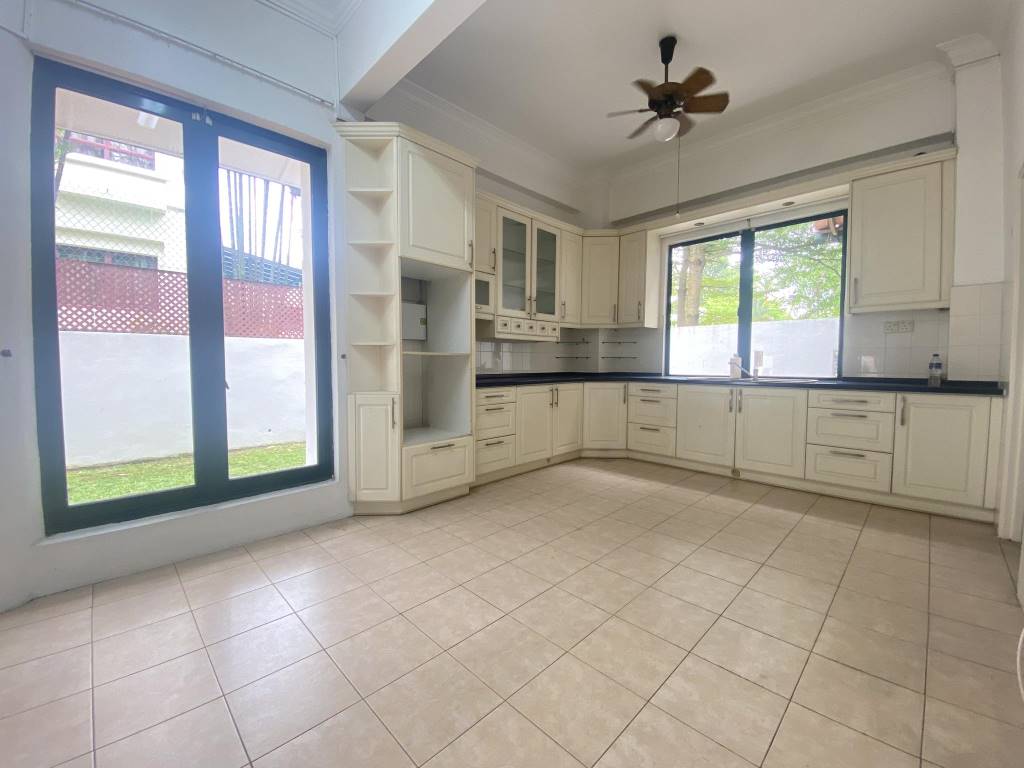 2307 2320 Semi D Glenmarie Courts Glenmarie by Emily - photo 6