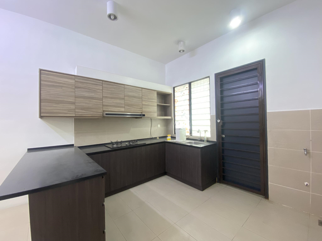 SA2308 2451 Ken Rimba Legian Shah Alam by Emily - photo 5