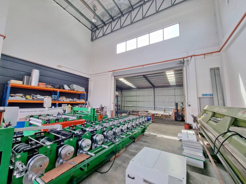 Semi D Factory Klang Air Hitam Bdr Parkland - photo 6