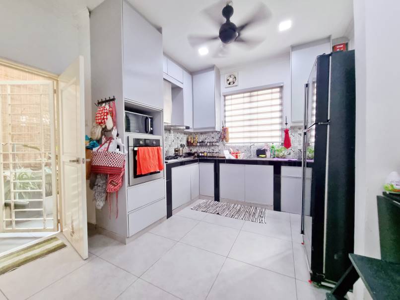 End Lot Arabella D Kayangan 2 Story by Allen - photo 5