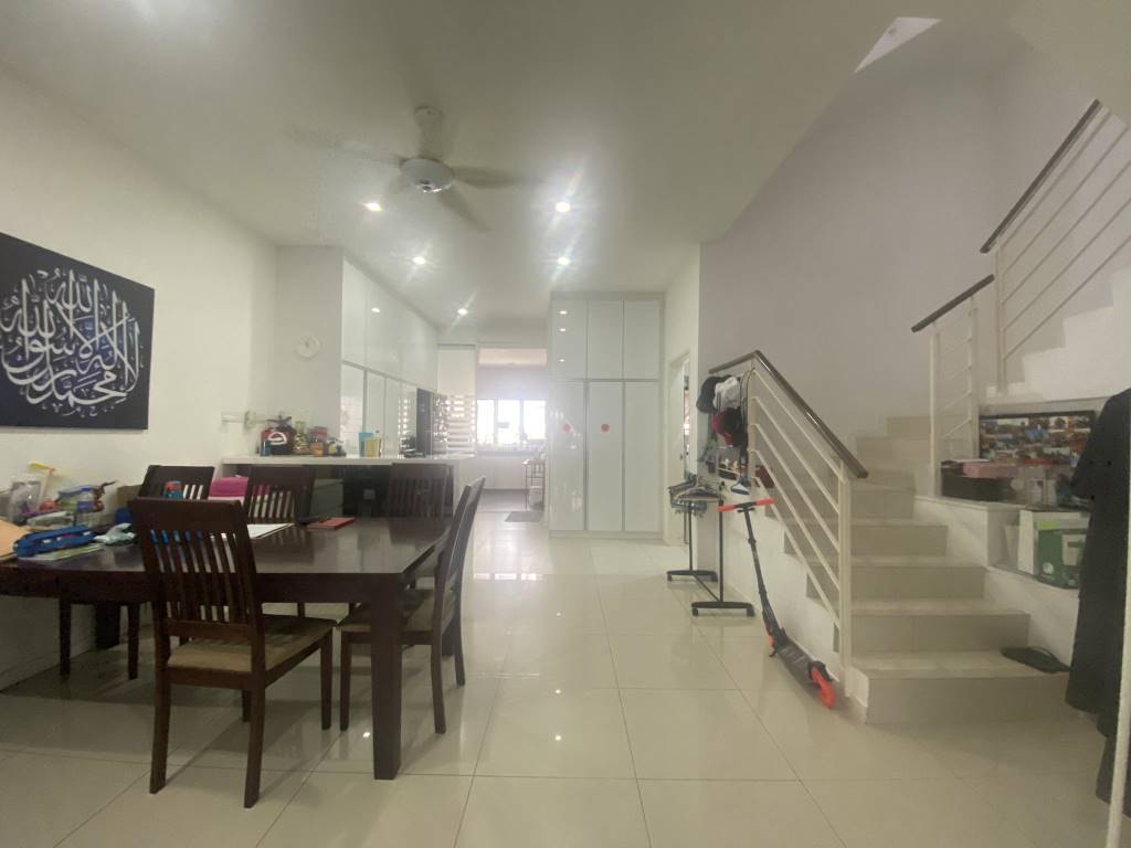 2 n Half Sty House Frangipani Cahaya Alam by Emily - photo 3