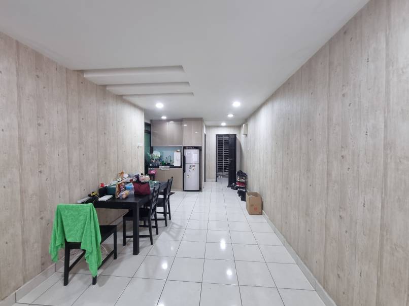 1149sf Indah Alam Condo Sek 22 Shah Alam by Emily - photo 2
