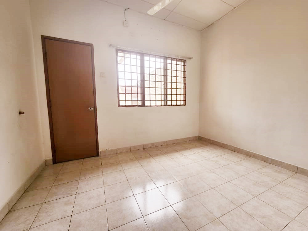 2 Sty Cahaya Alam nr Seksyen 7 Shah Alam by Zu En - photo 4