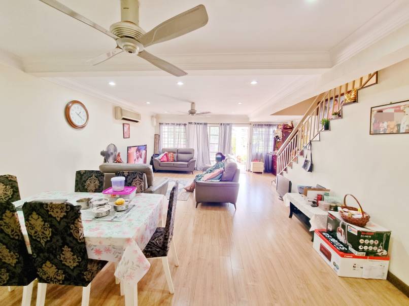 2 Story Berjaya Park, Kota Kemuning - photo 2