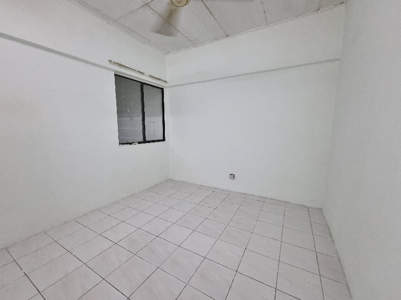 Pangsapuri Perdana Seksyen 13 Shah Alam by Allen - photo 3