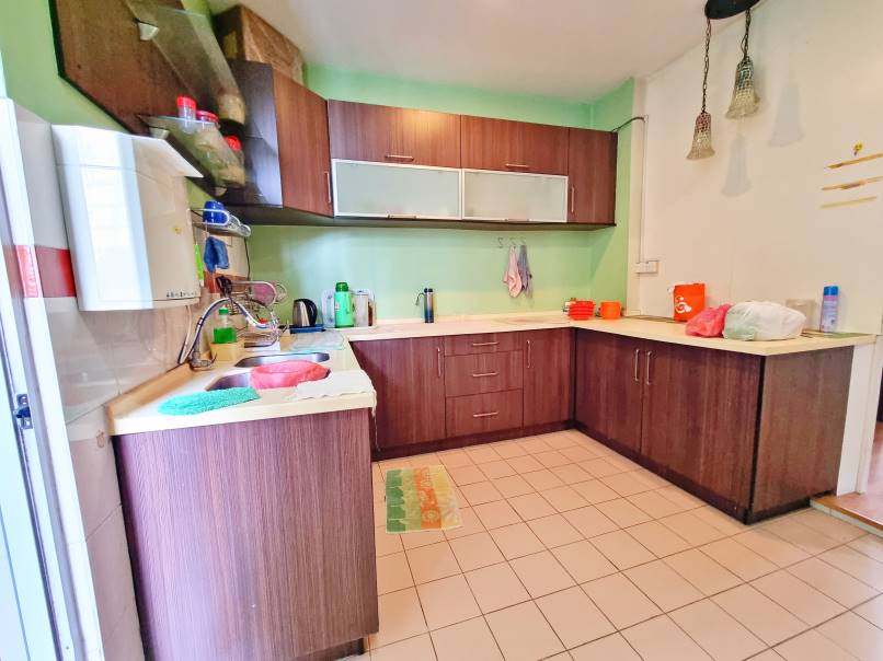 1460sf - Lakes Condo Kota Kemuning  by Allen - photo 7