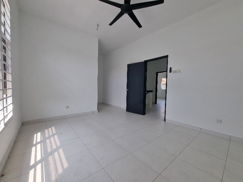 2 Storey Puncak Alam Fasa 3 By Allen - photo 9