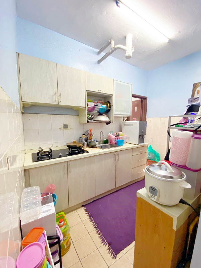 Puchong Permata Apartment, Puchong by Ariff - photo 3