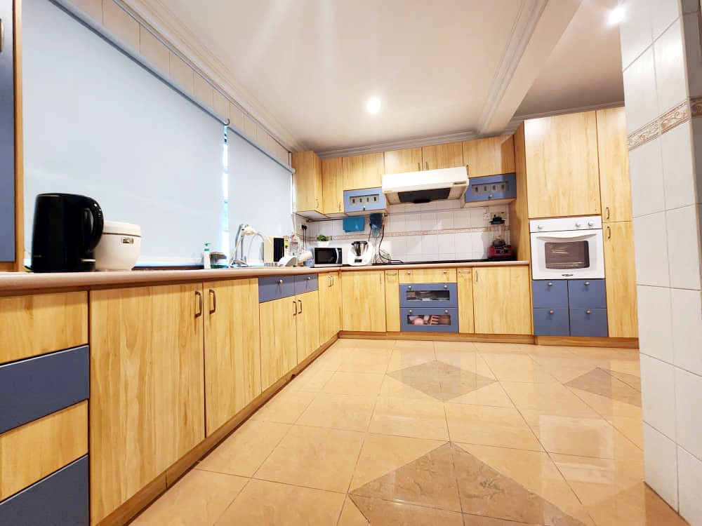Renovated 2 sty Jalan PJS 9 Bandar Sunway - photo 7
