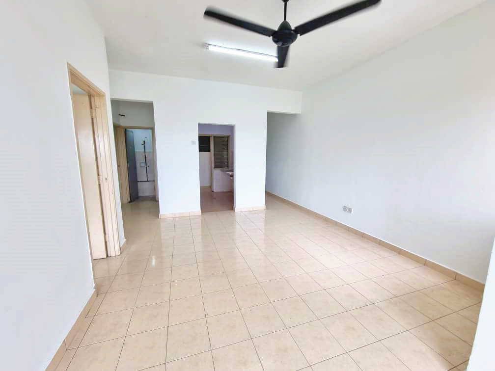 Puchong Permata Apartment, Puchong by Ariff - photo 4