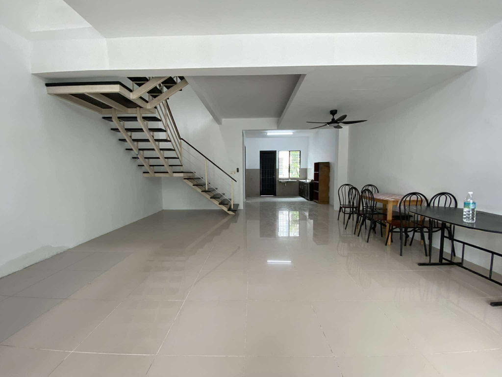 6P2409 3291 Ken Rimba Legian House by Emily - photo 2