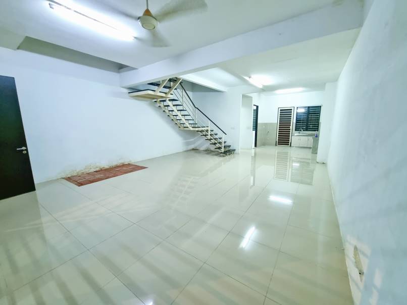 2,5 Sty Legian Ken Rimba Sek 16 Shah Alam by Allen - photo 2