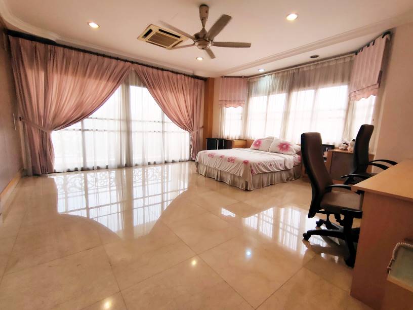 3 Story Bungalow Seksyen 2 Shah Alam by Allen - photo 10