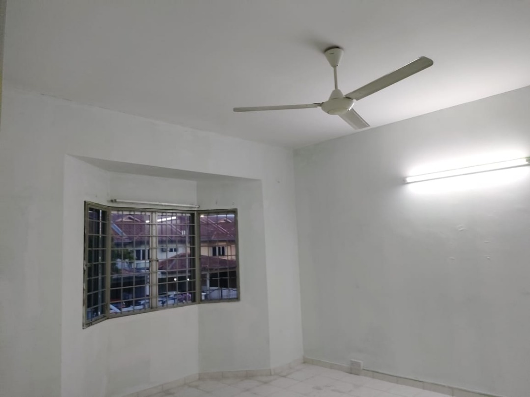 Jln Kristal, Sek 7 Shah Alam 2 sty terrace by JR - photo 3