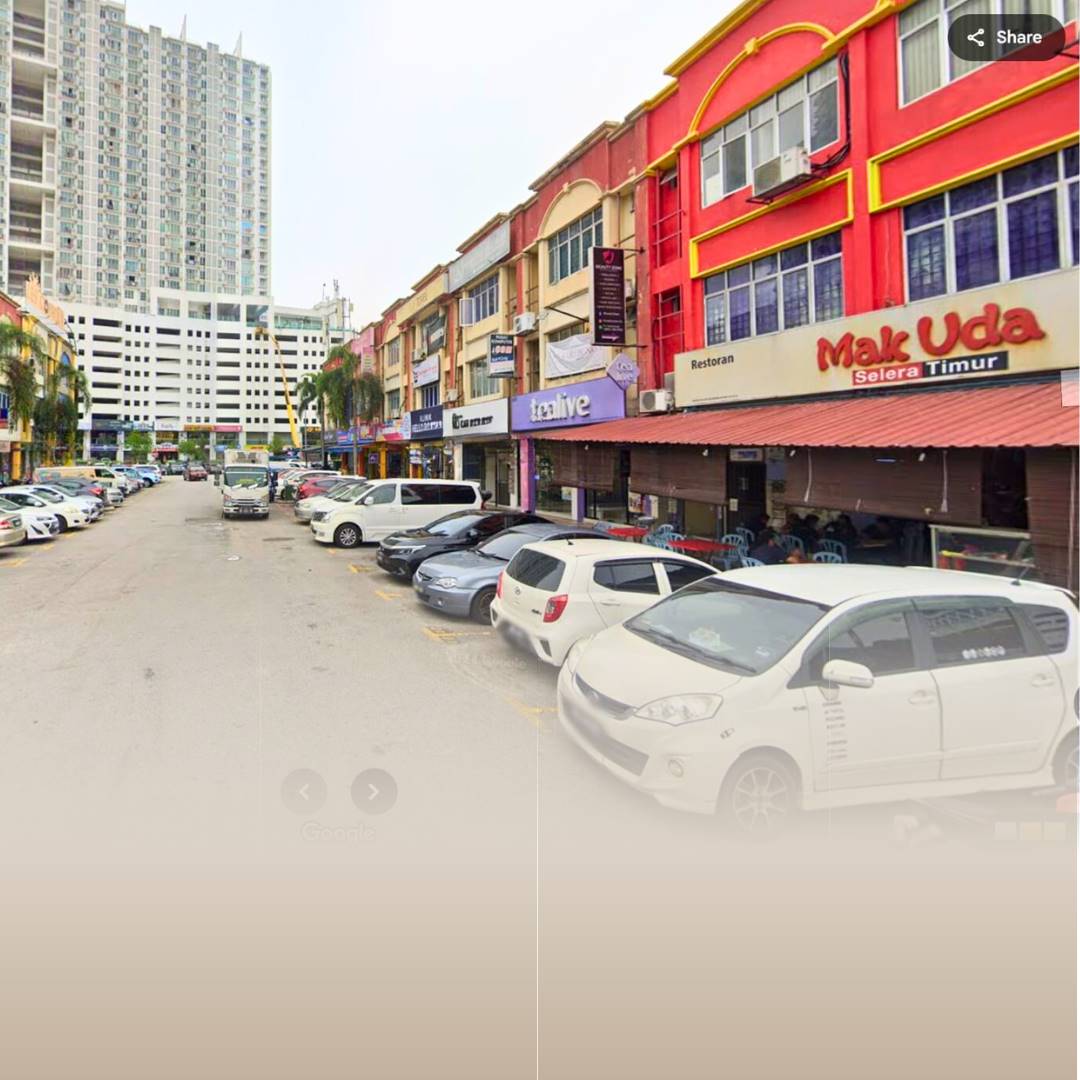 Ground Floor Shop Seksyen 13 by Emily - photo 3
