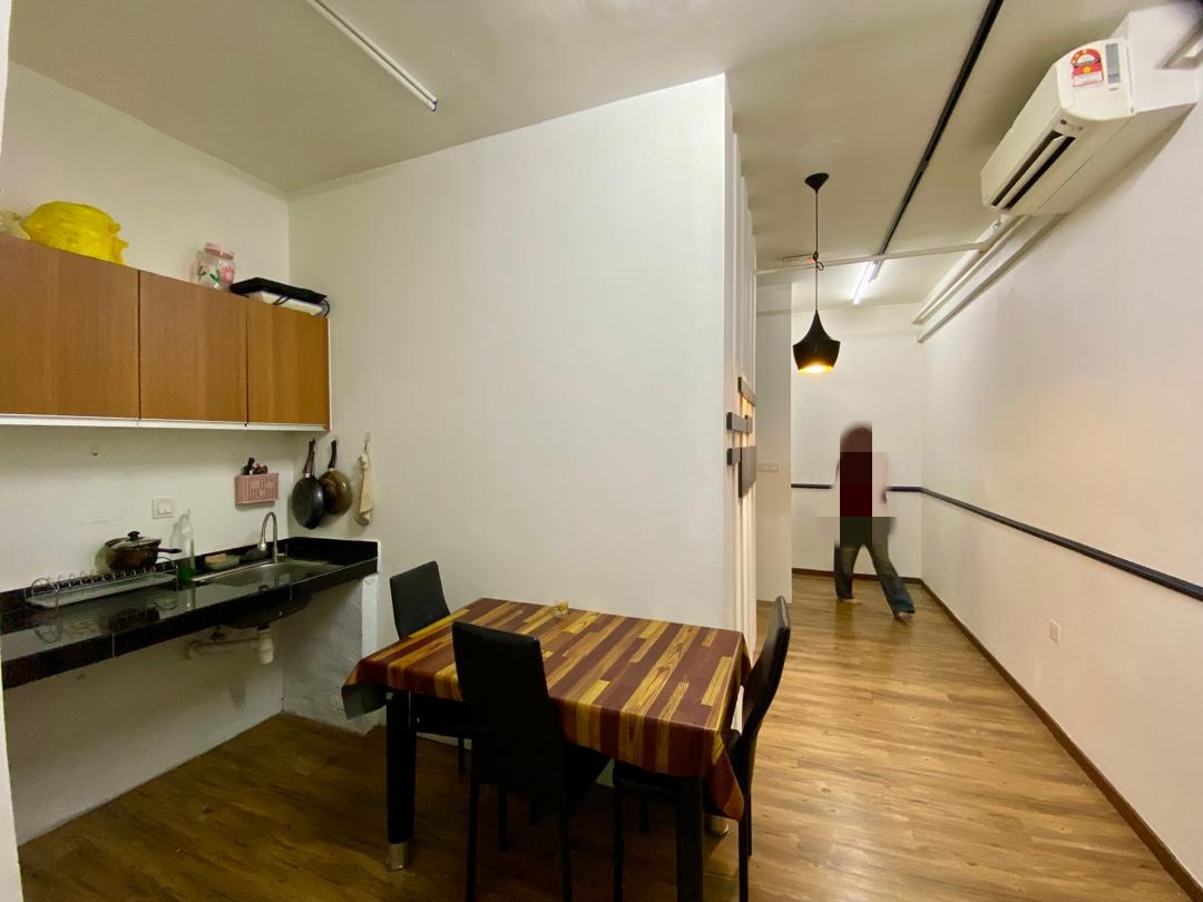 Studio Suria Jaya E Sofo Seksyen 16 Shah Alam - photo 6