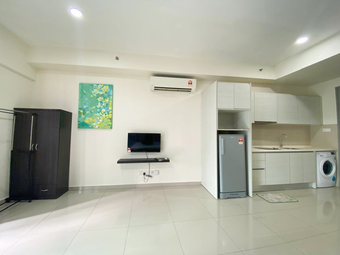 Fully Furnished I-Soho I-City Seksyen 7 Shah Alam - photo 2