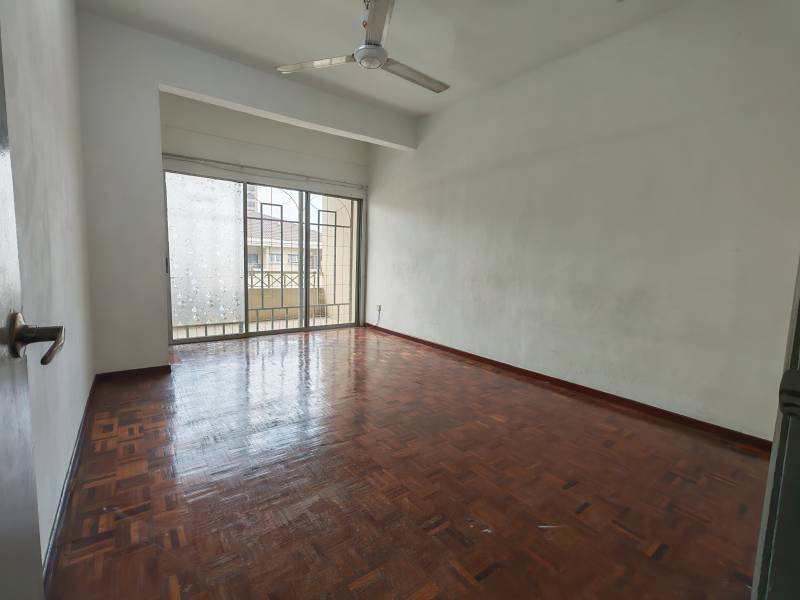 Townhouse Sri Mahligai Seksyen 9 Shah Alam - photo 5