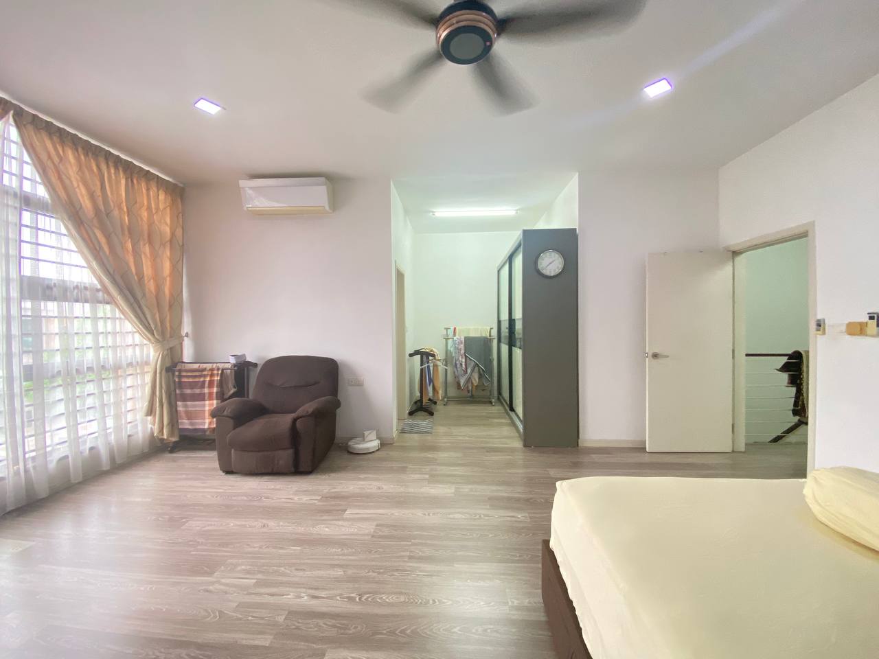 6P2509 4009 2sty House Akasia Cahaya Alam by Emily - photo 7