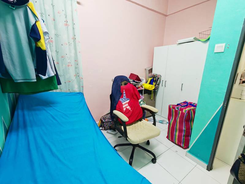 Pangsapuri Damai Seksyen 25 Shah Alam - photo 5
