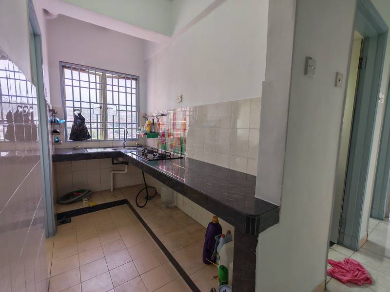 Kantan Court Bukit Serdang Seri Kembangan by Allen - photo 6